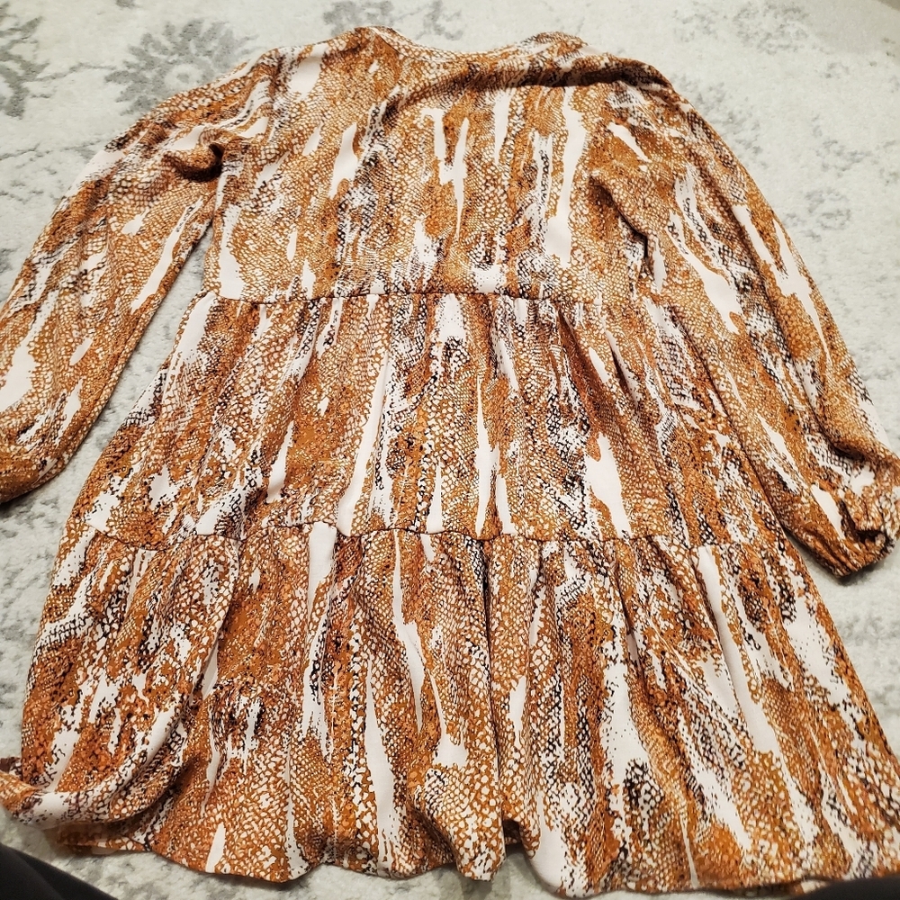 Snake Print Long Sleeve Dress - Picture 9 of 10